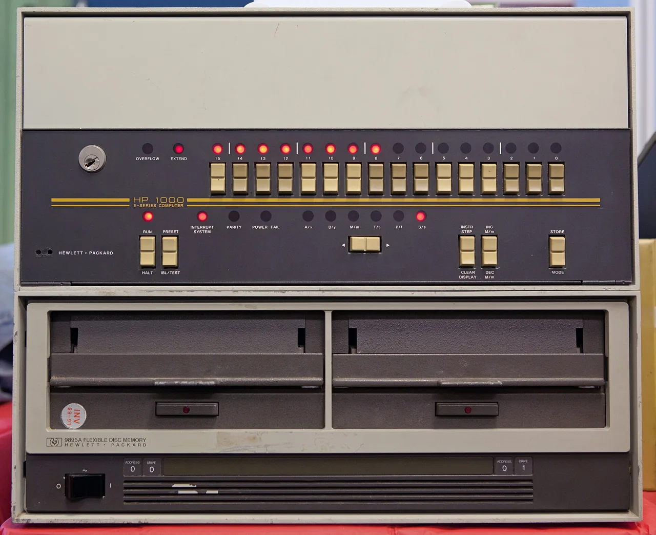 Hp Mini hp-1000, archival photo