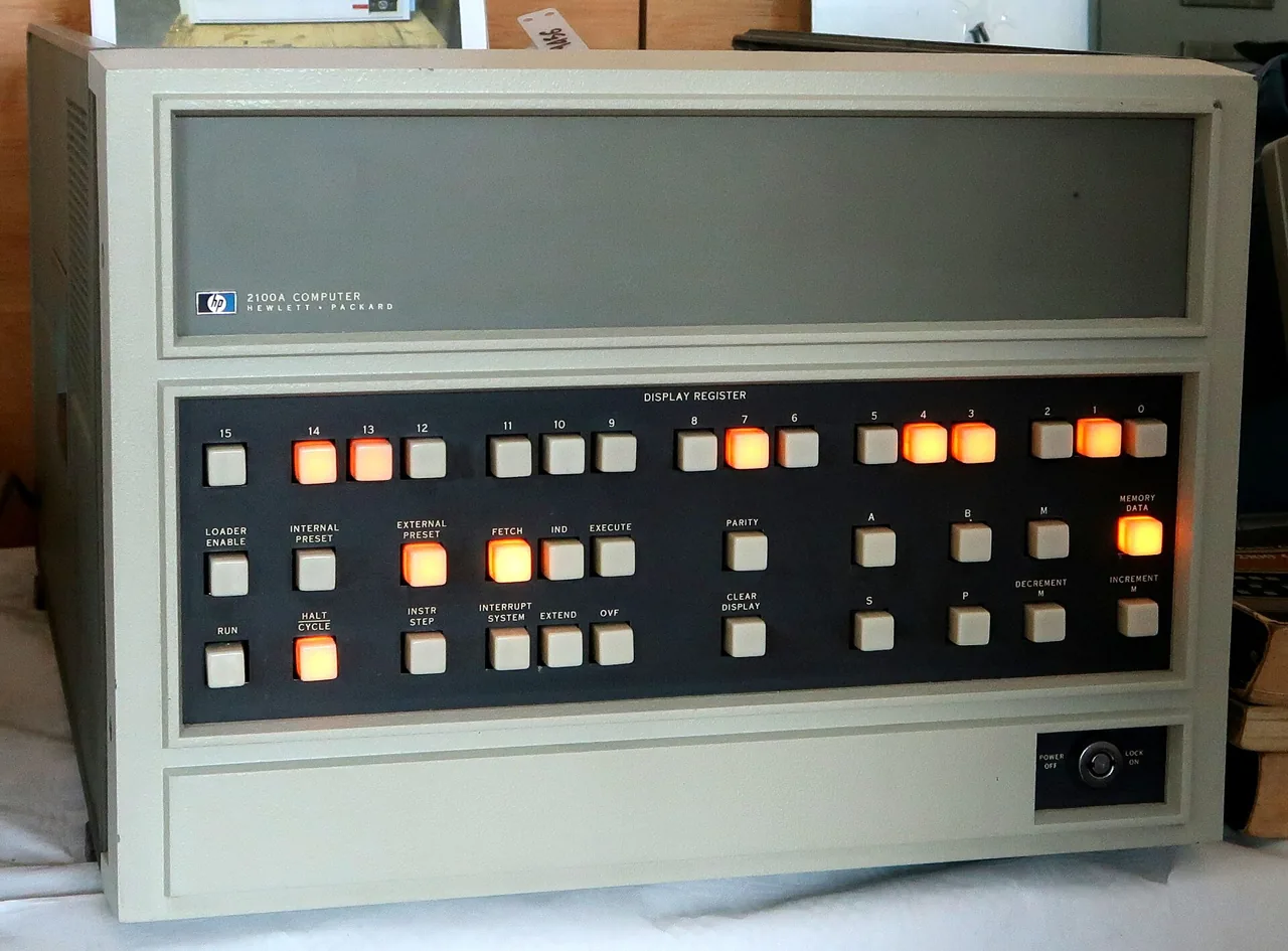 Hp hp-2100, archival photo